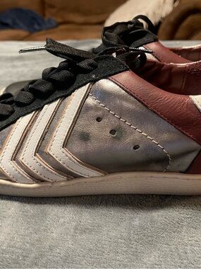 Freebird by Steven F-818 Distressed Sneakers Woman’s  11M